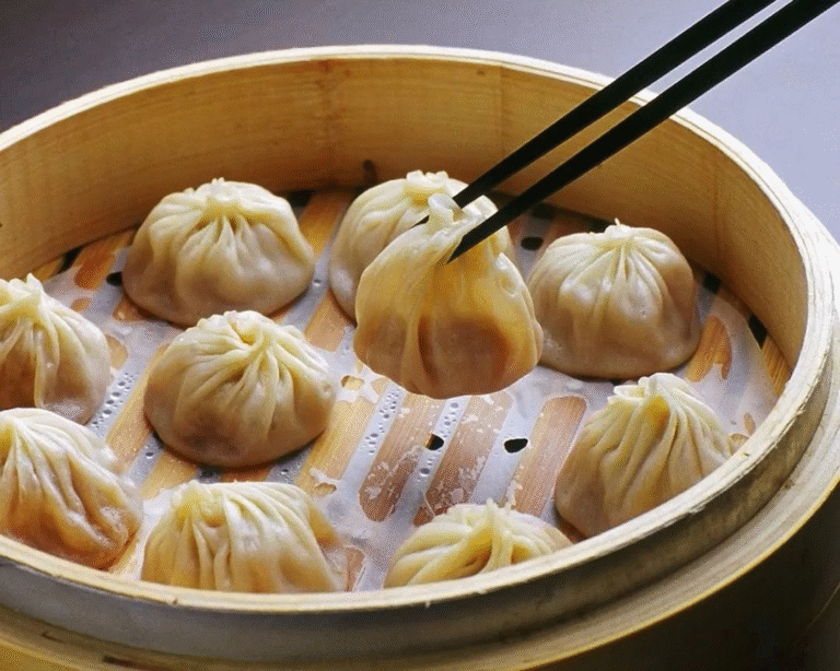 Shanghai Food Guide: 10 Authentic Local Dishes You Can’t Miss